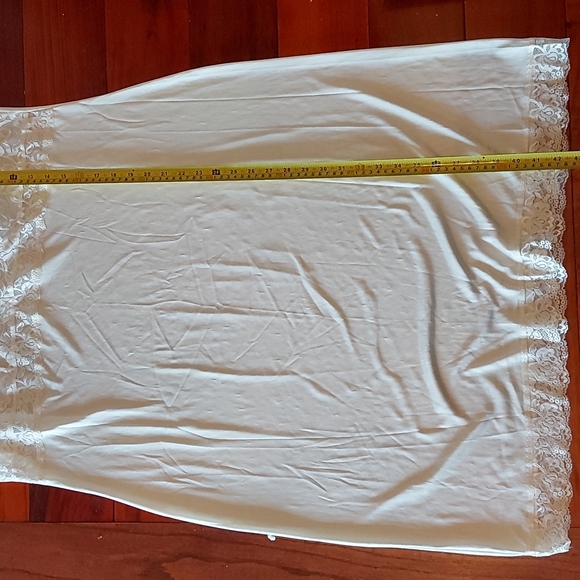 Cream nightgown/chemise Midi length size L/Xl Marks & Spencer - Picture 11 of 12